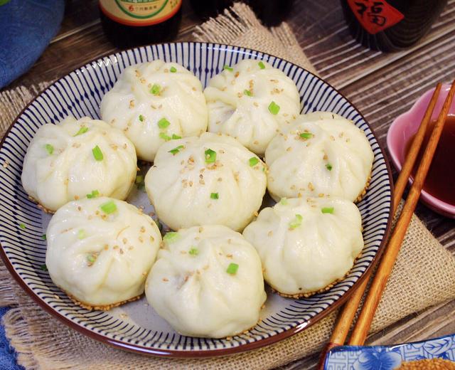 芝麻脆底猪肉水煎包的做法