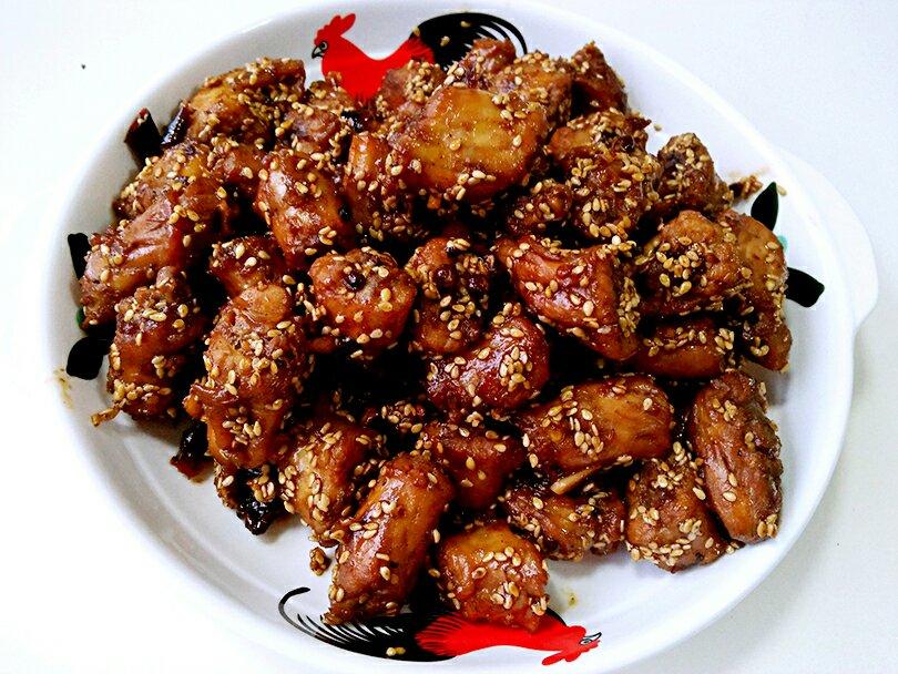 何必刻意双鱼做的麻辣鸡脖