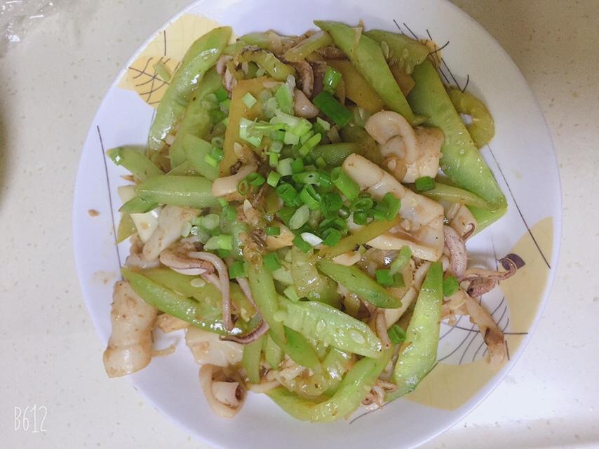 青瓜爆炒鱿鱼。