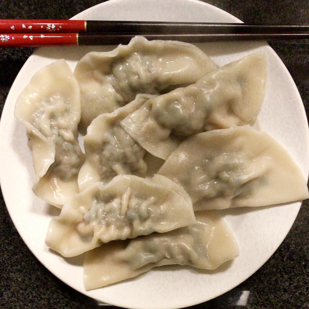 韭菜猪肉饺子(最简单最好吃又最多汁的饺子)