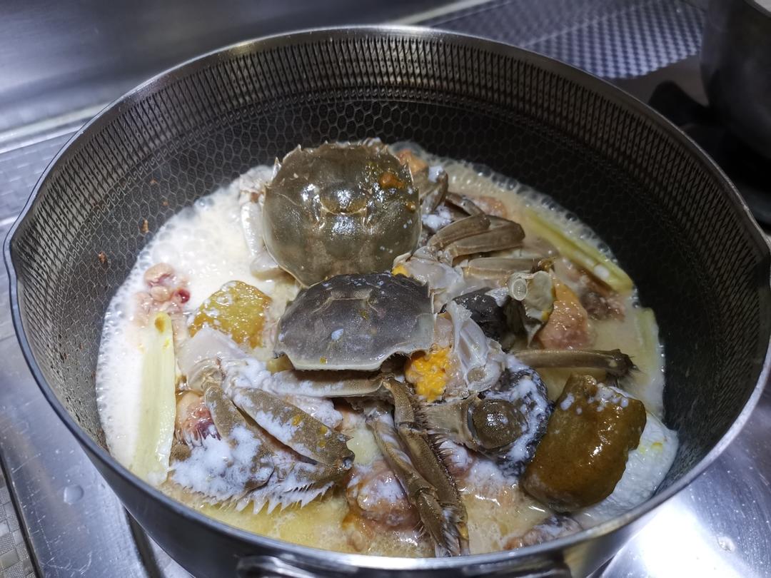 咖喱椰香鸡蟹煲的做法 步骤7