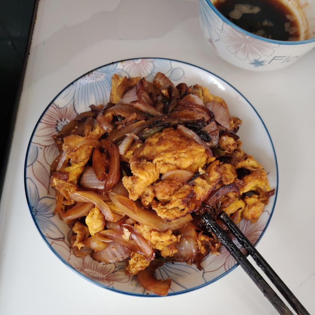 降压防癌的好食材  洋葱炒鸡蛋