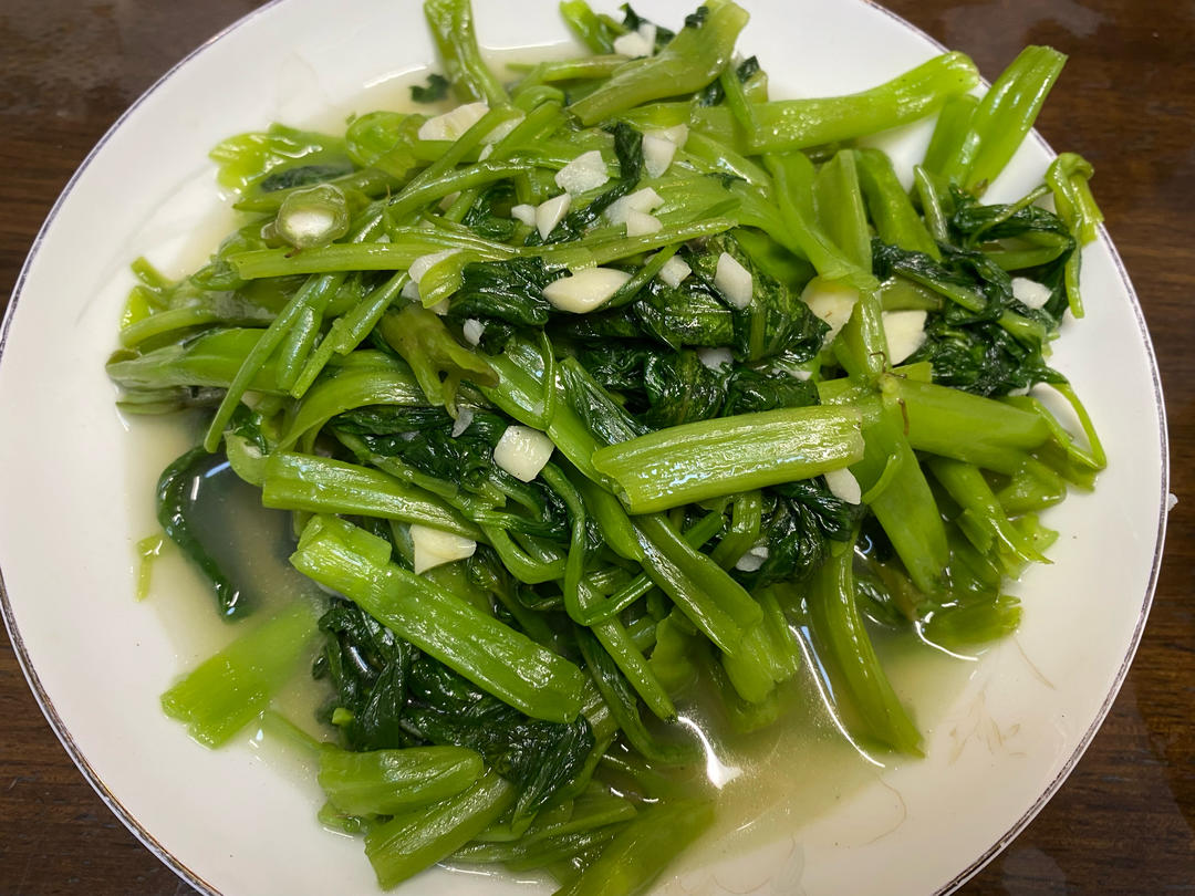 蒜末炒空心菜（需要注意的技巧）