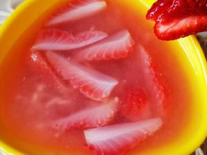 香糯米草莓粥的做法 步骤7