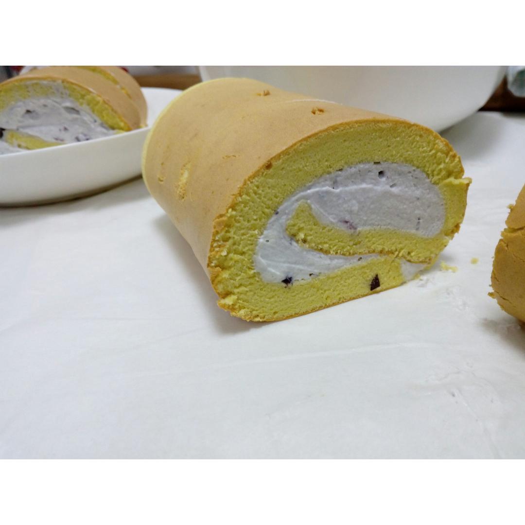《Tinrry下午茶》教你做基础原味蛋糕卷