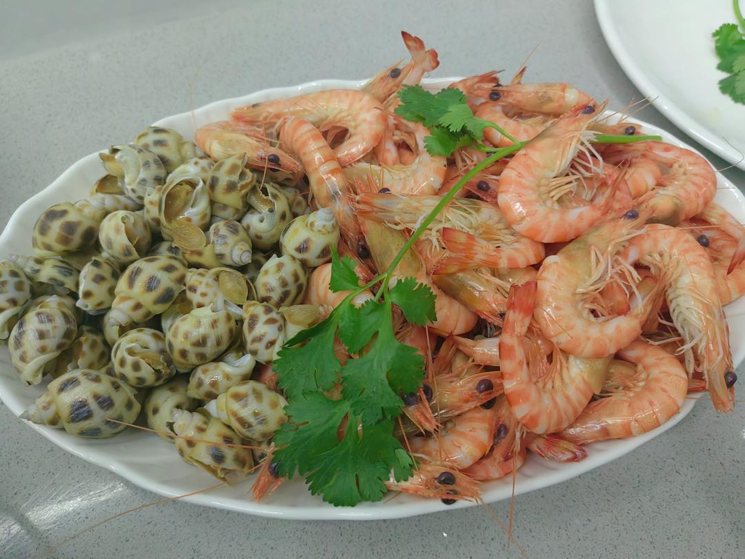 白灼花螺斑节虾