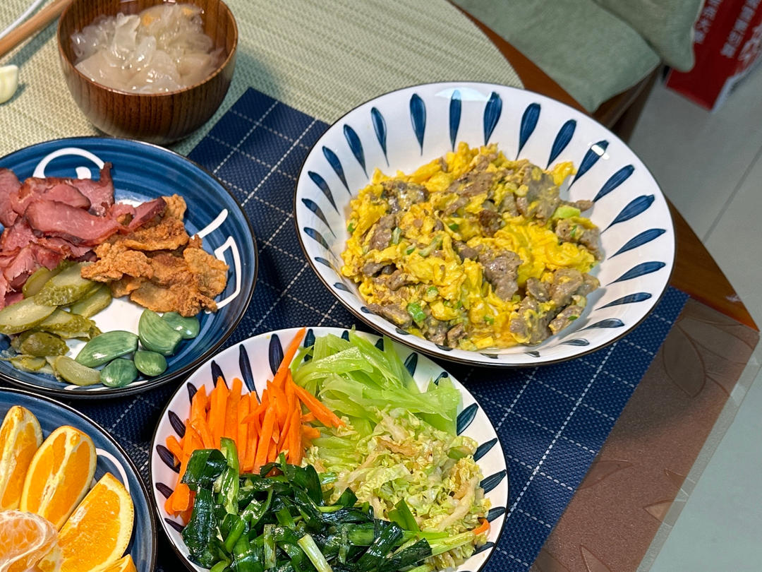 滑蛋牛肉，牛肉滑嫩，鸡蛋松软