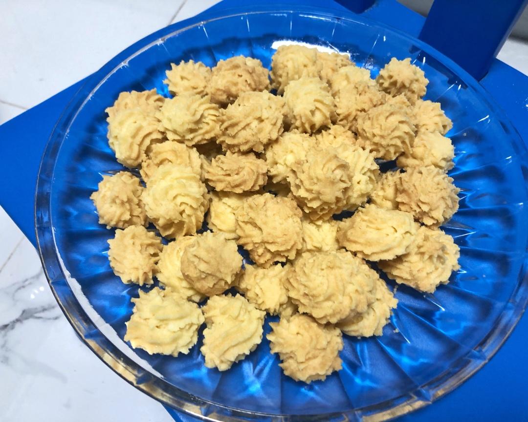 酥到掉渣的网红曲奇 牛油小花 媲美珍妮曲奇