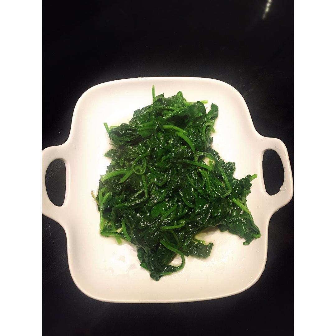 清炒菠菜