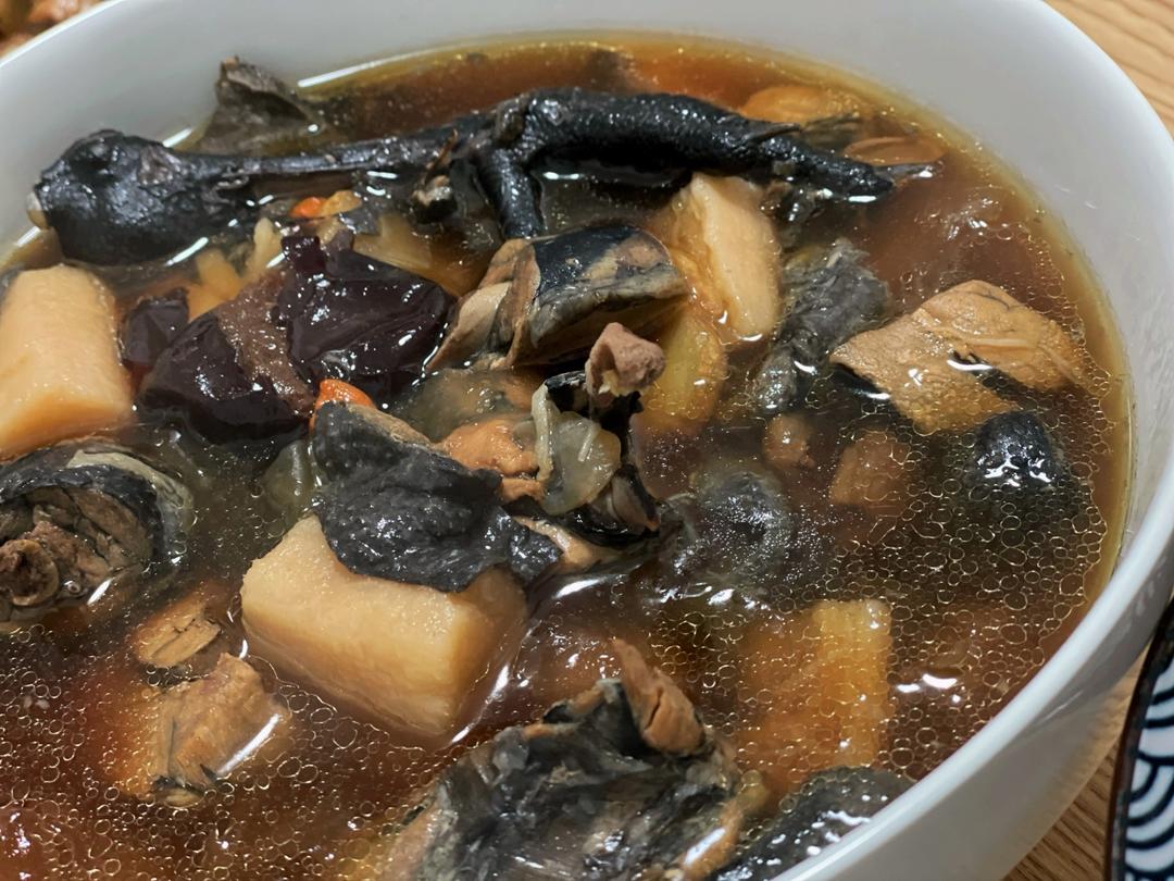 ㊙️富含蛋白质的靓汤‼️虫草干贝鸡汤 ‼️汉美驰慢炖锅