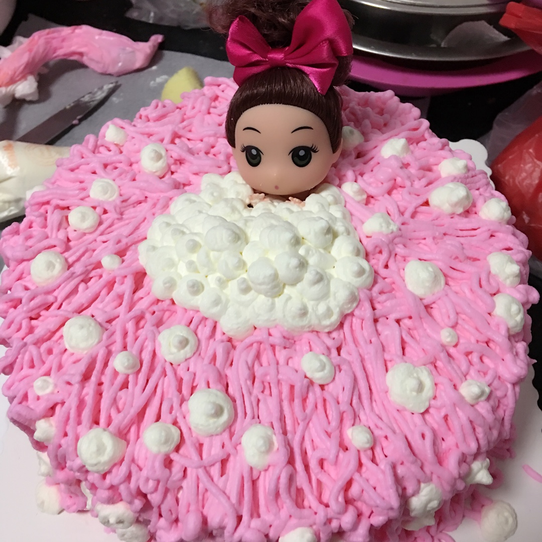 详细步骤制作泡泡浴娃娃蛋糕