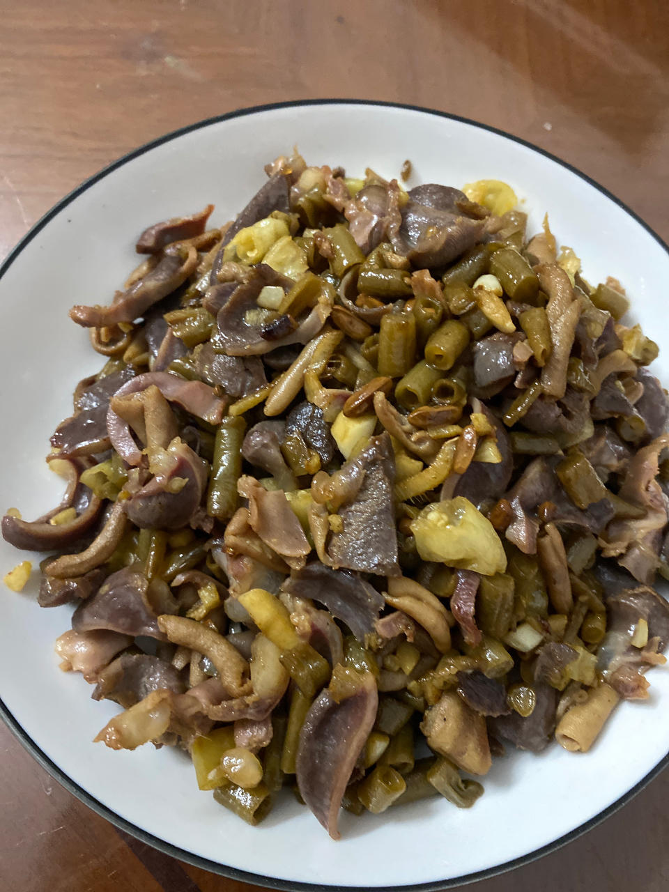 酸豆角炒鸡胗