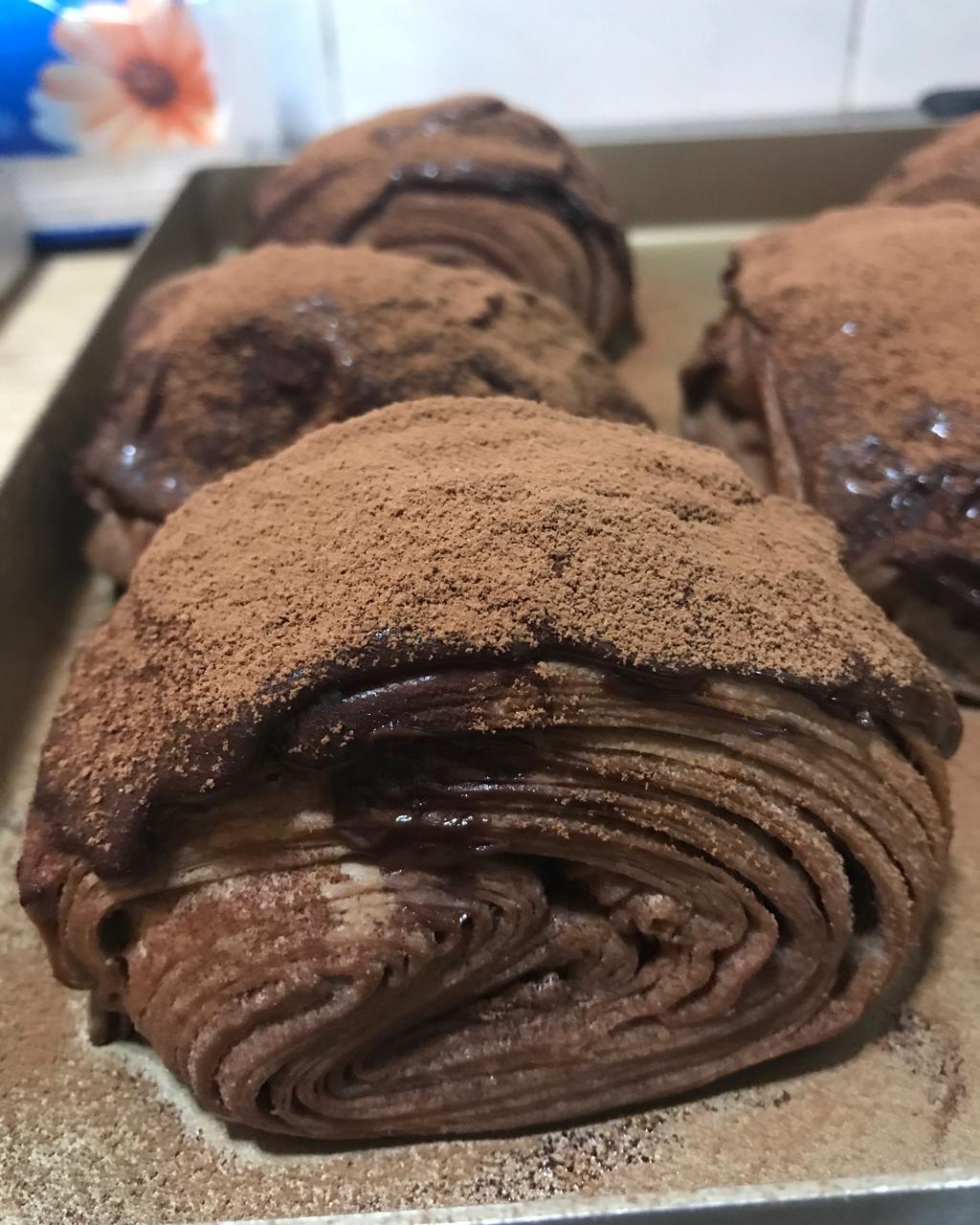 叼着狗的小骨头做的三里屯脏脏包-【附视频】