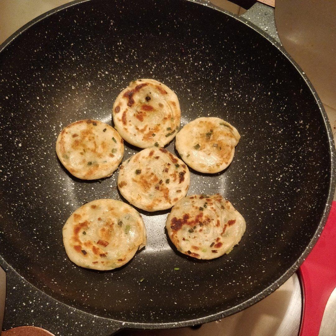 快手懒人版葱油饼❗️㊙️简单易做❗️超级酥脆❗️