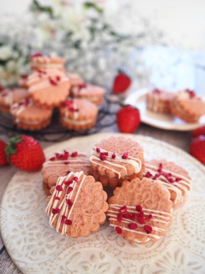 【情人节】满满少女心的甜心草莓小饼的做法