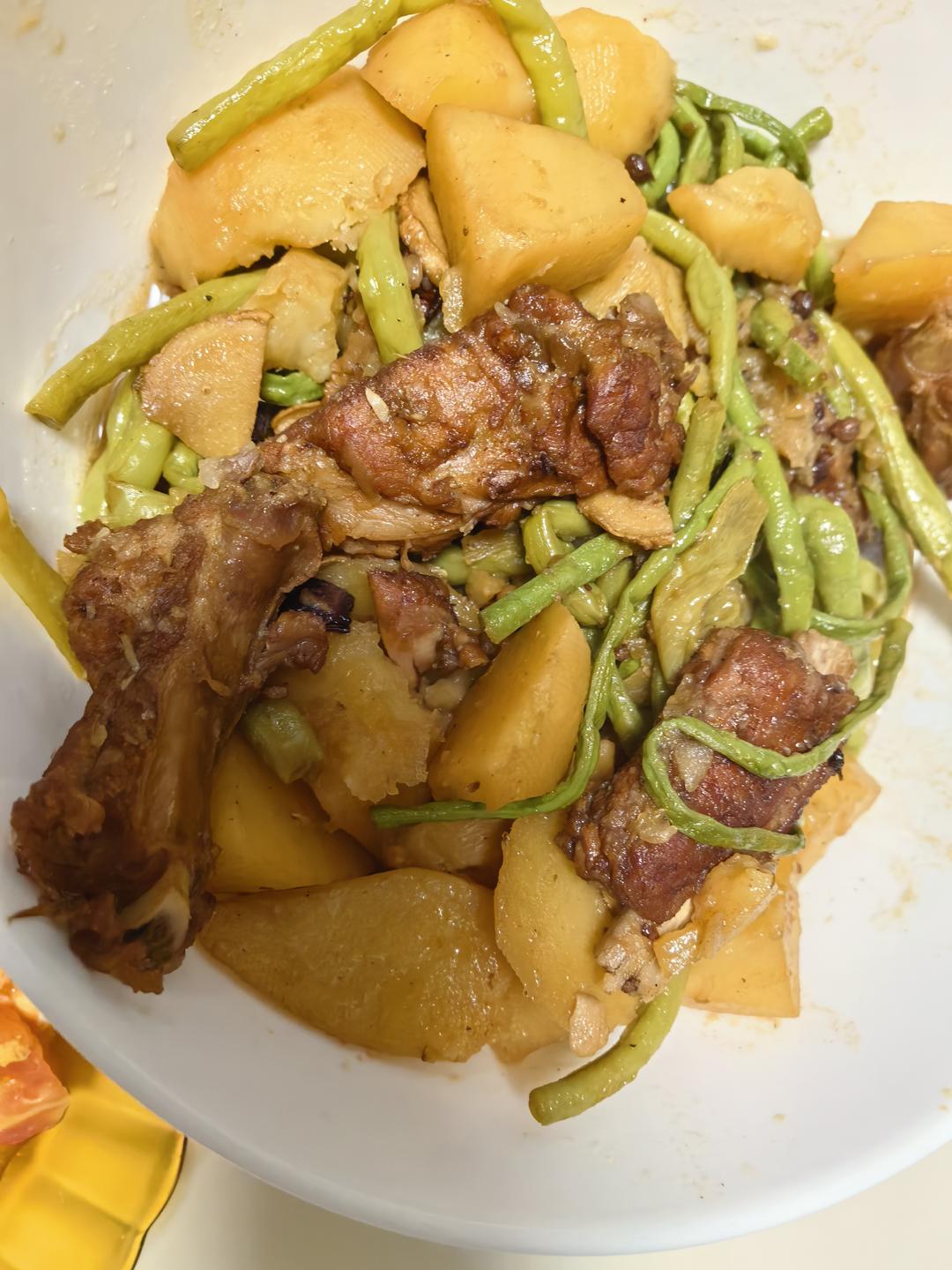 硬菜代表--排骨炖豆角土豆（豆角焖面胚子）