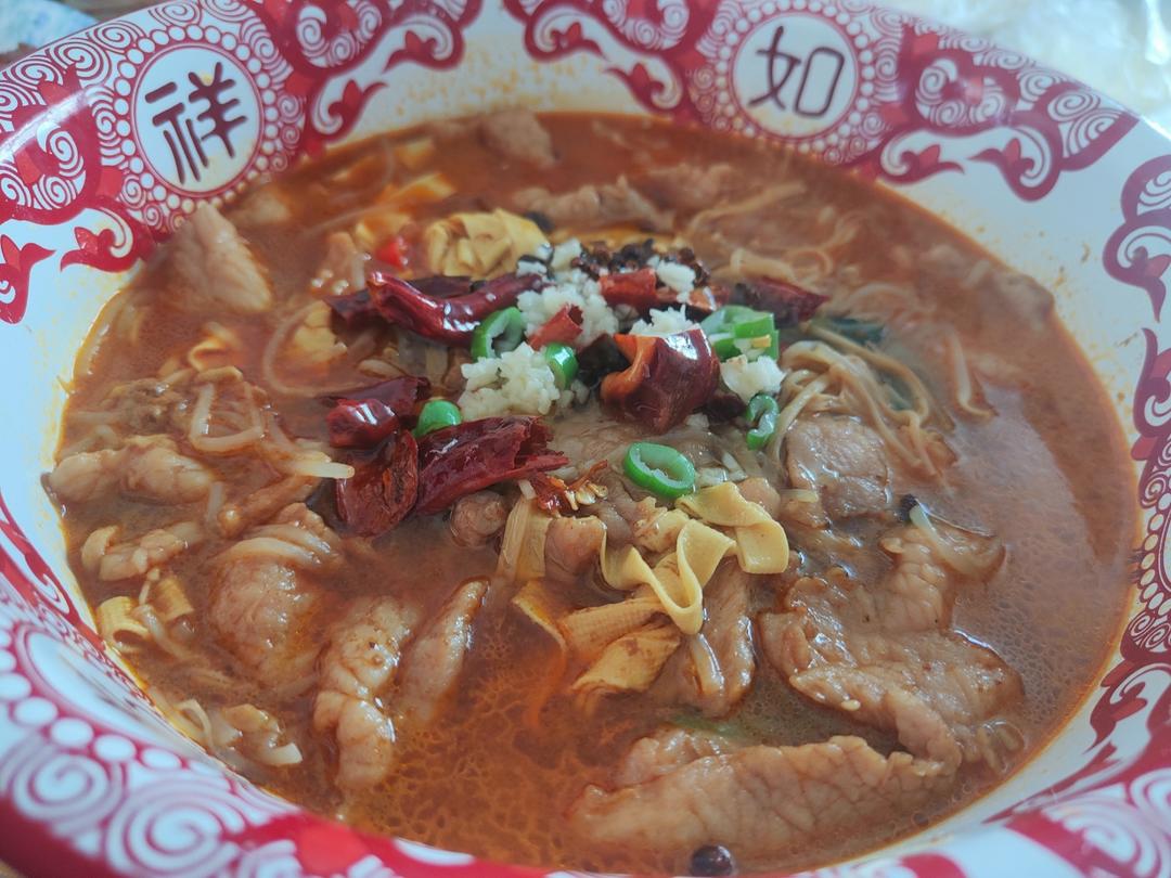 水煮肉片（饭店腌肉秘法 无需淀粉鸡蛋）