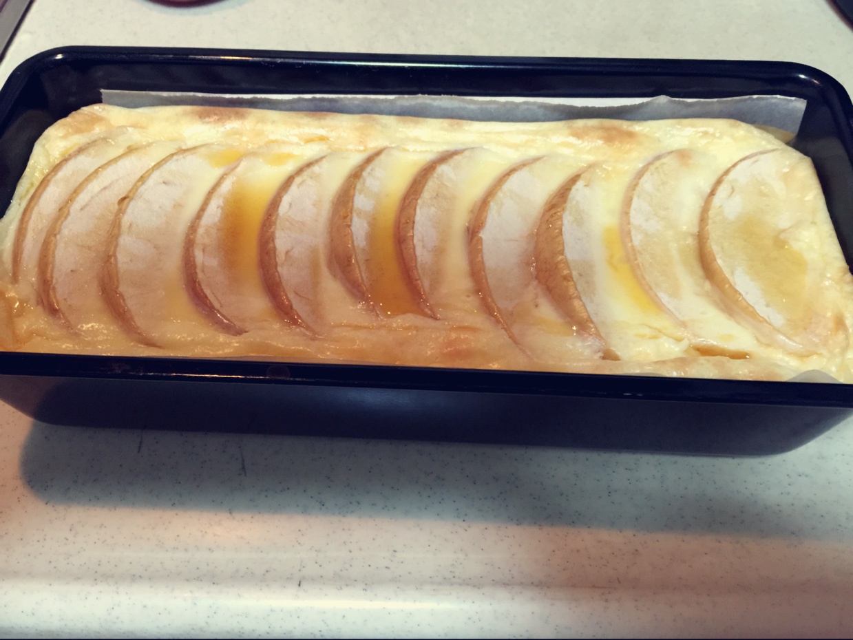用马斯卡彭奶酪制作——枫糖苹果芝士蛋糕
