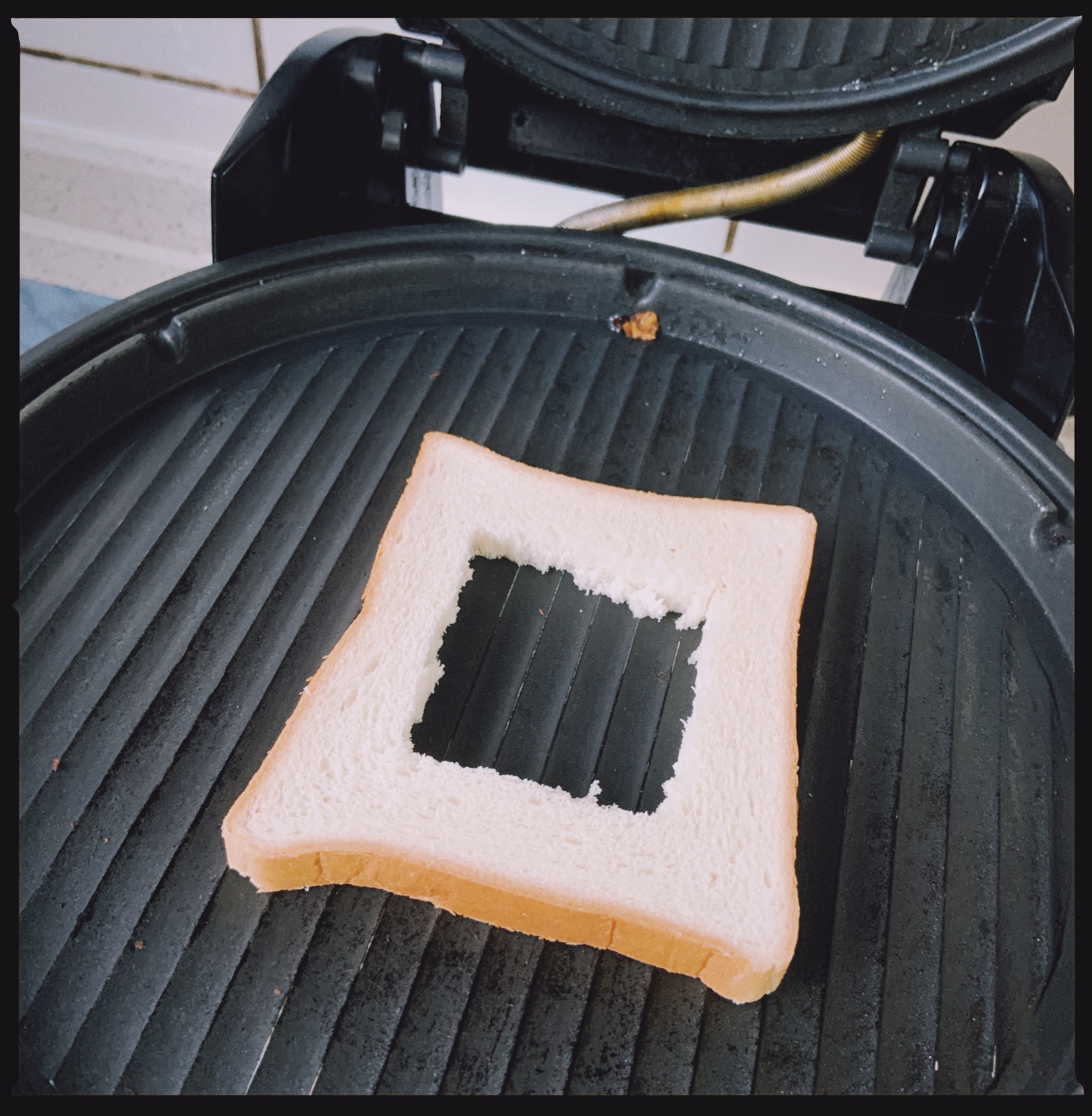 趁热打铁电饼铛三明治🥪的做法 步骤2