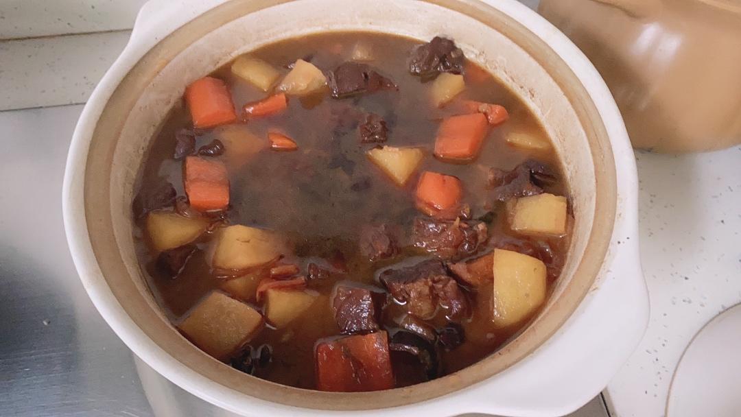 番茄土豆炖牛腩