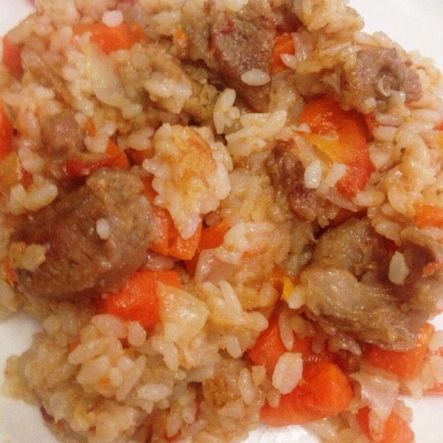 羊肉手抓饭