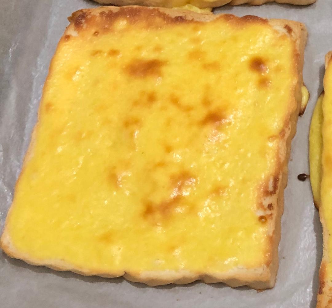宝宝m做的奶酪面包片