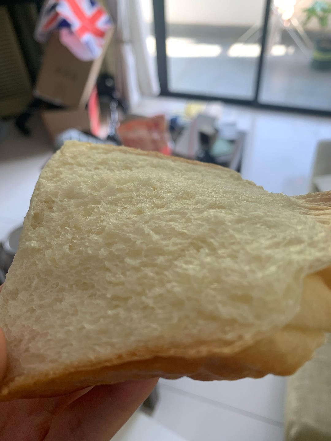 软到拿不起来的生吐司