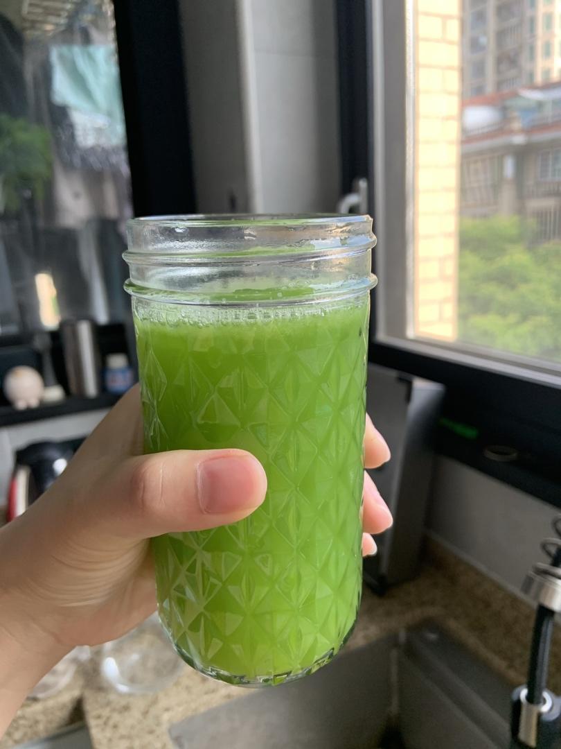 清体瘦身芹菜汁
