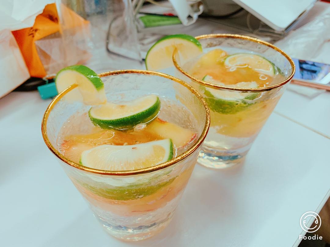 【饮品】夏日桃子苏打🍑