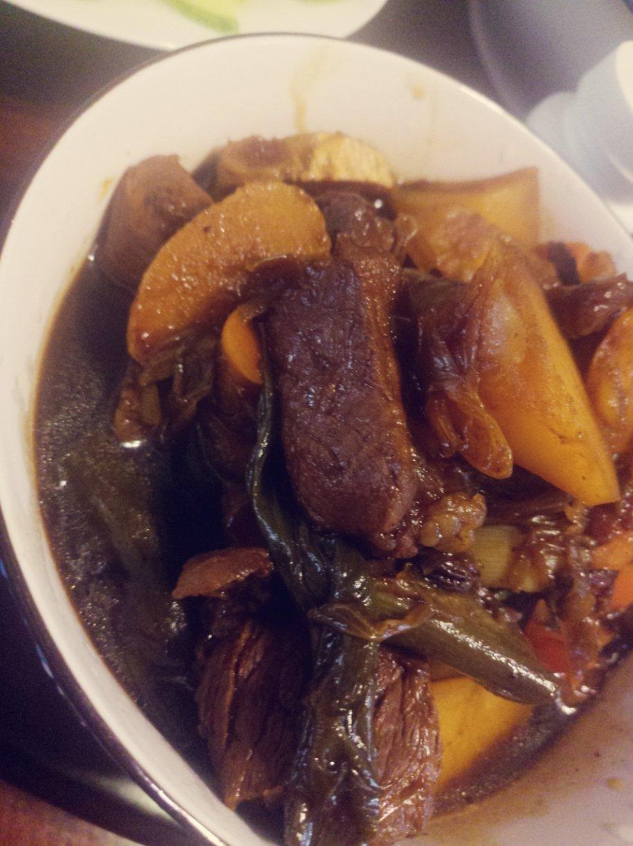 牛肉炖土豆