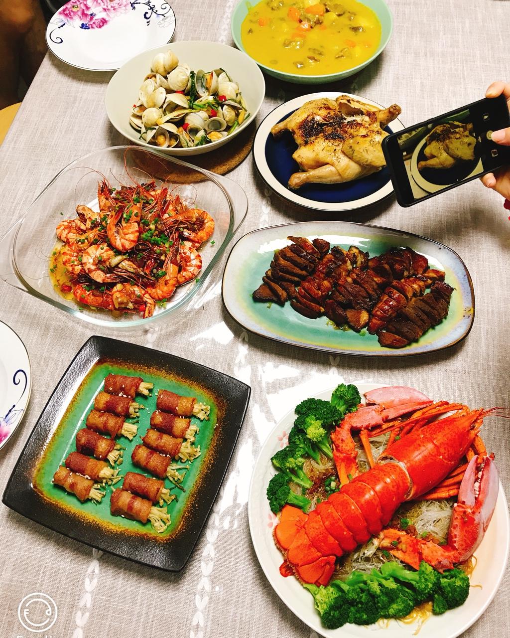 蒜蓉粉丝蒸龙虾