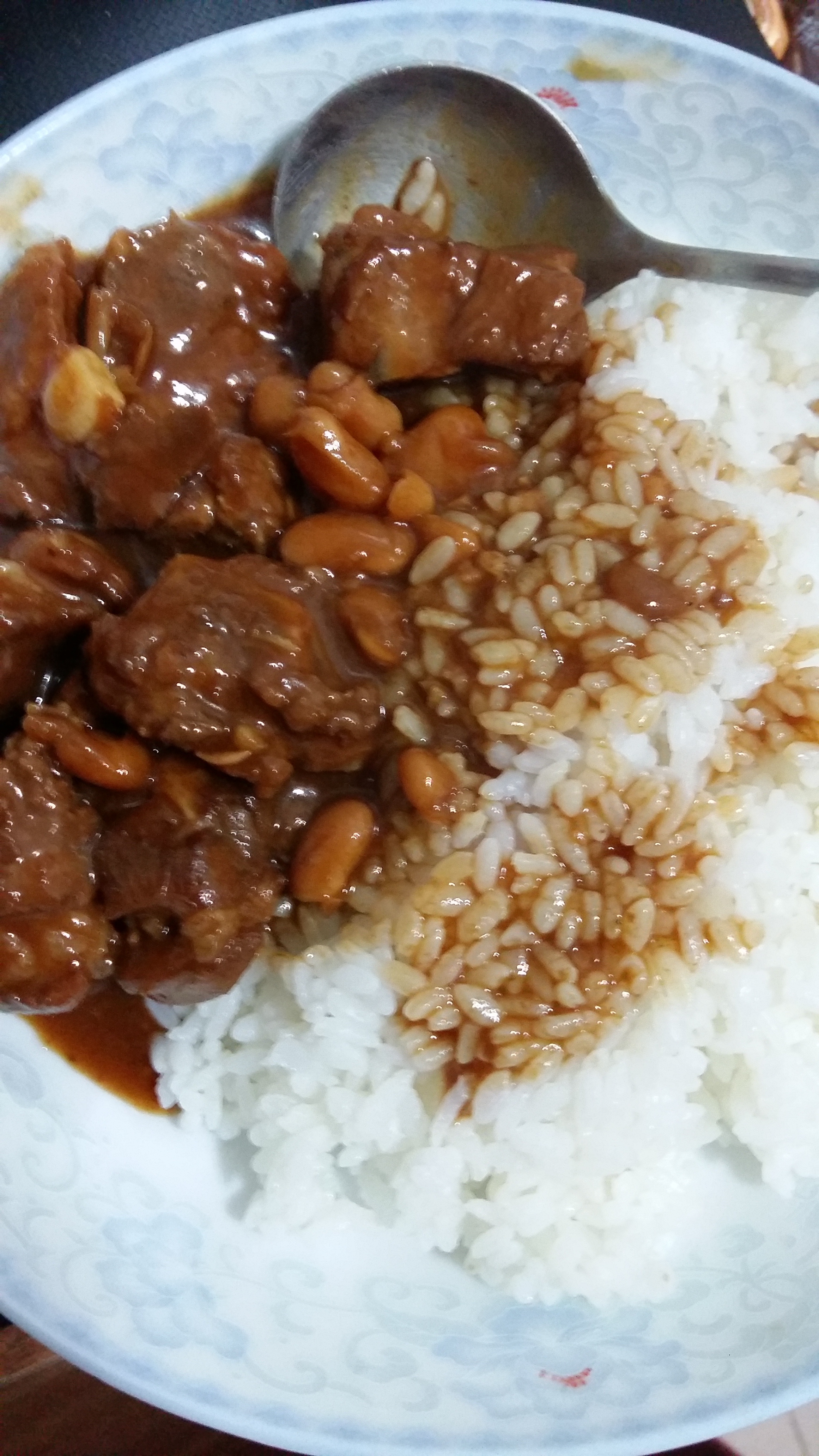 茄汁黄豆排骨饭