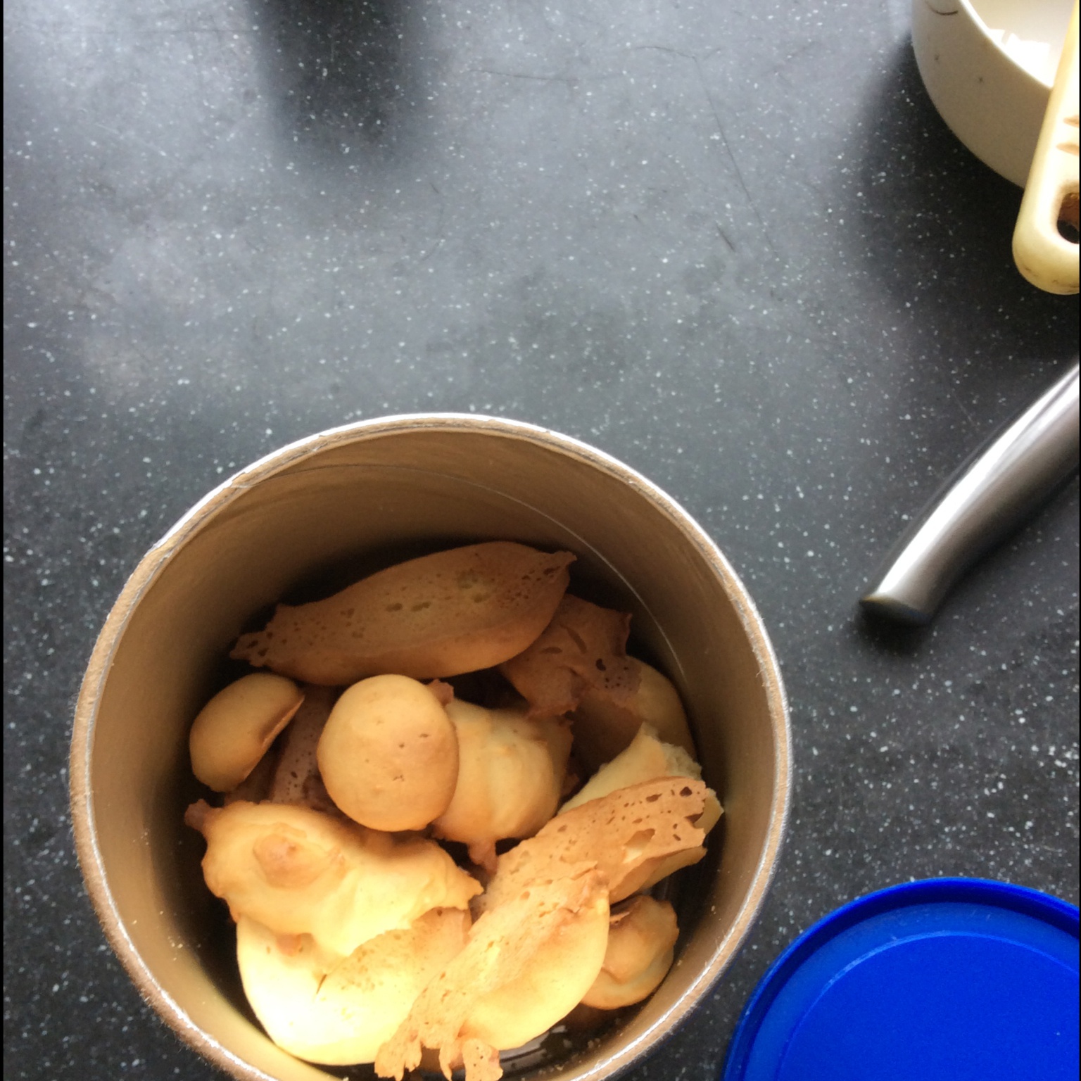 儿时的回忆---蛋黄元