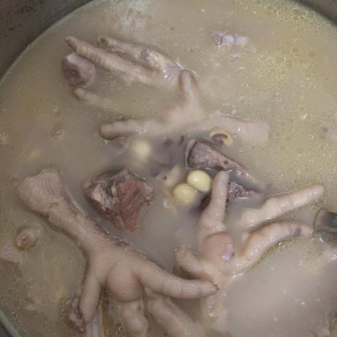 扁豆眉豆鸡脚汤