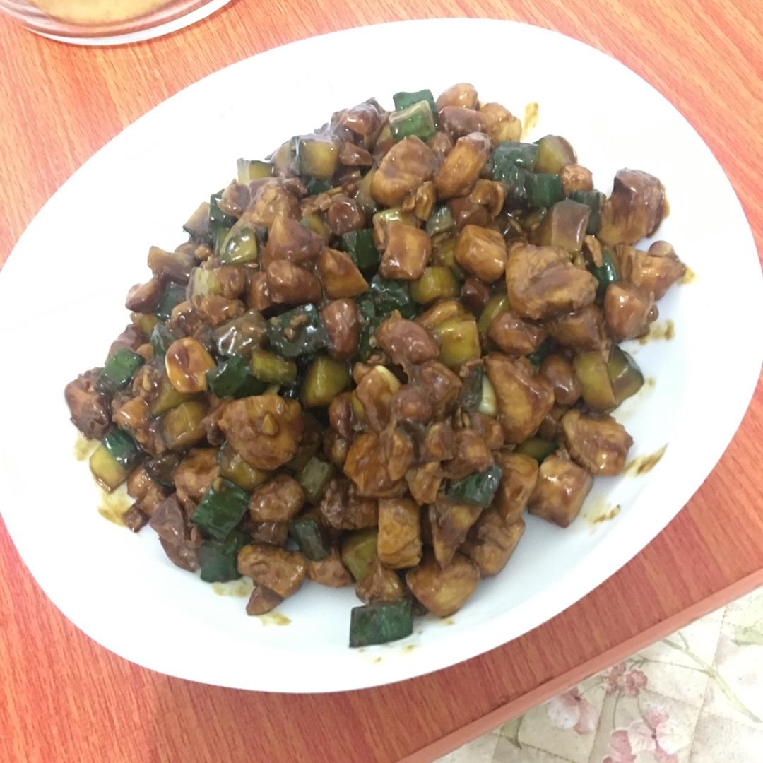 黄瓜鸡丁