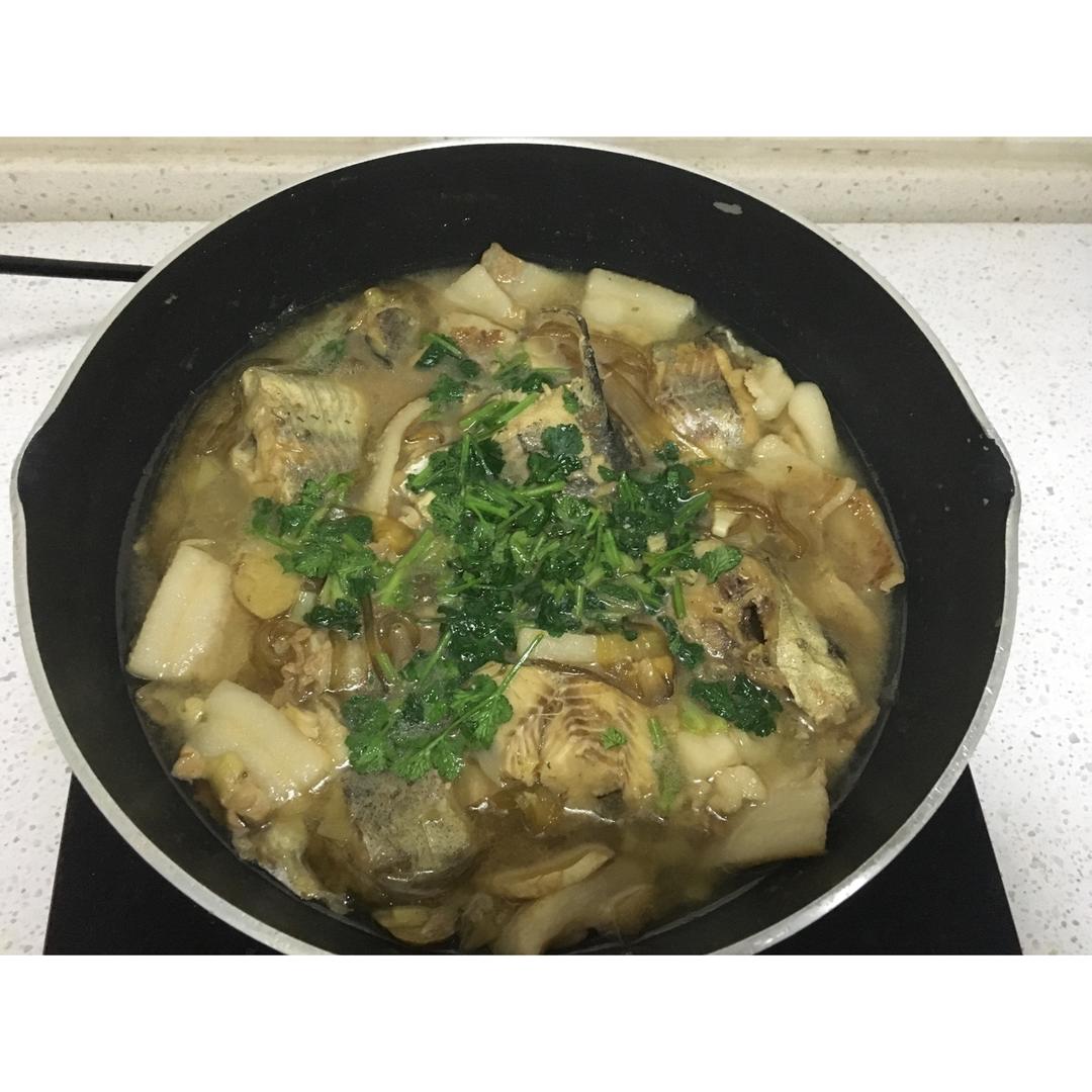 鳕鱼炖豆腐