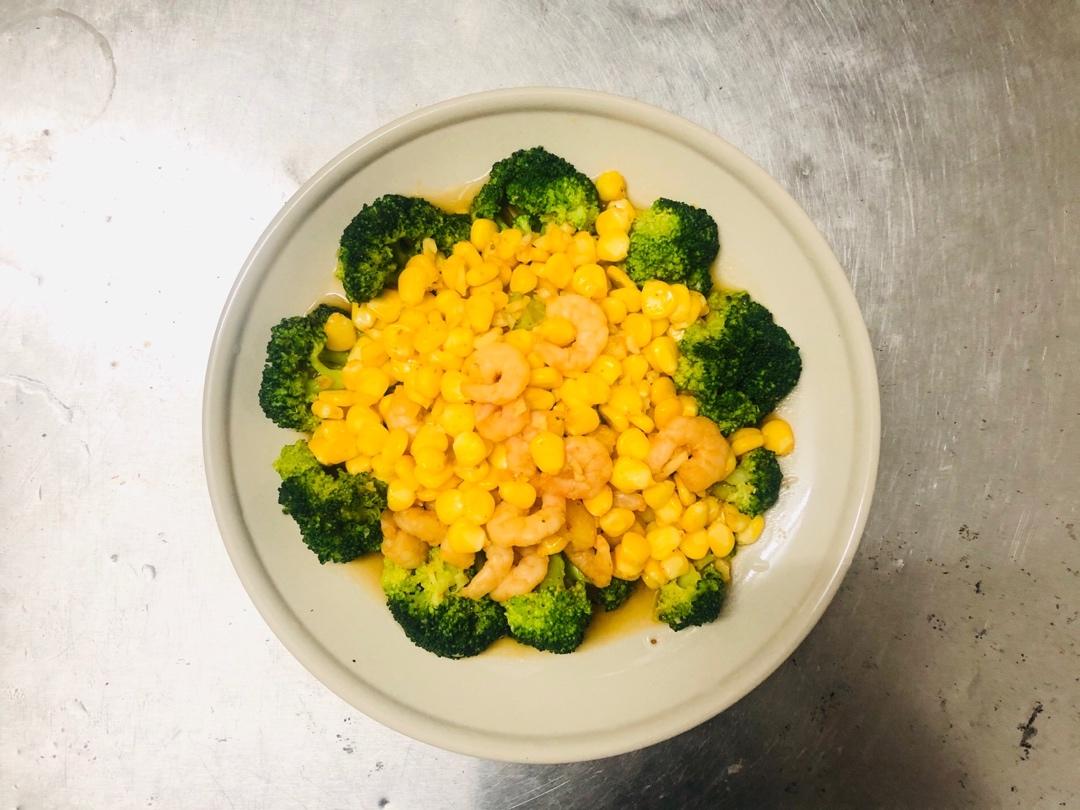 孜然西兰花玉米炒香肠