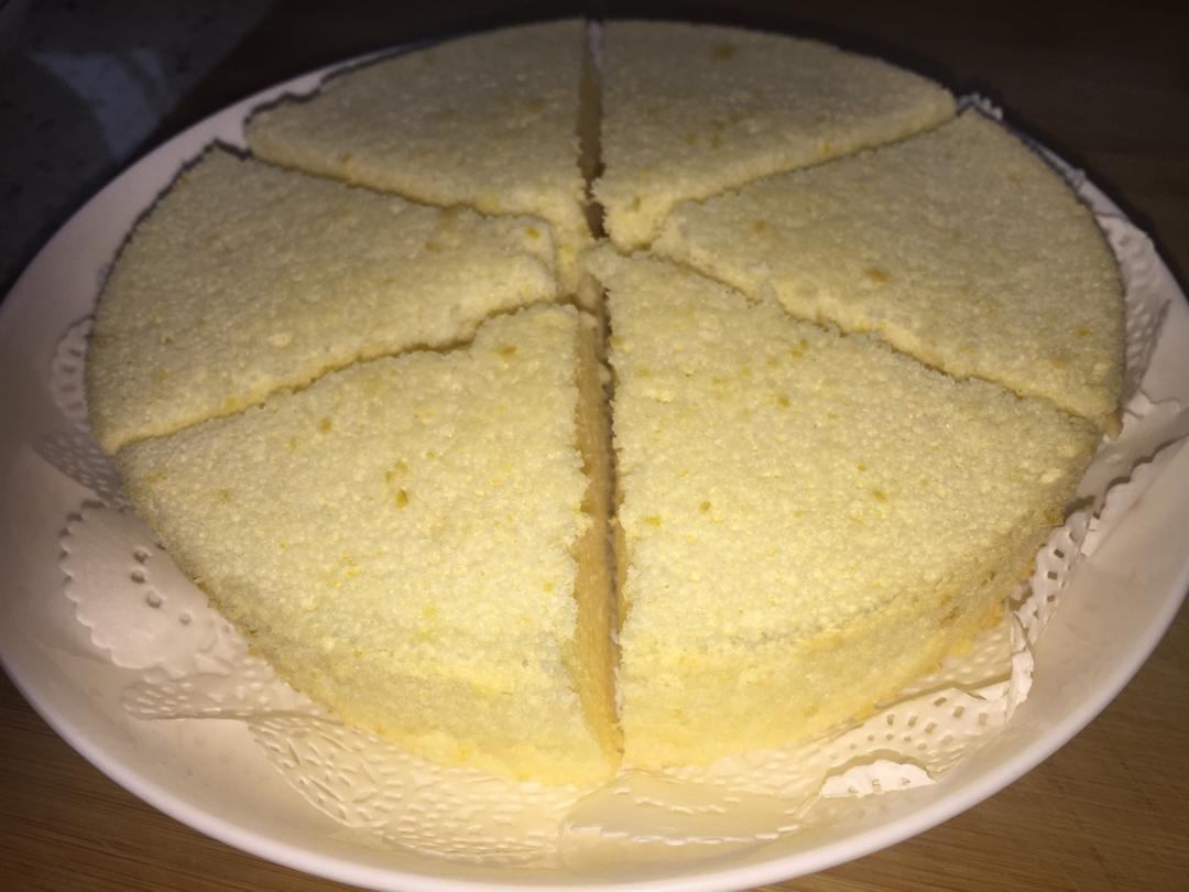 柠檬戚风蛋糕