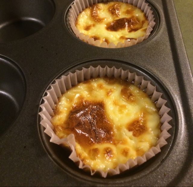Crèmebrulée。法式烤布雷。焦糖布丁。