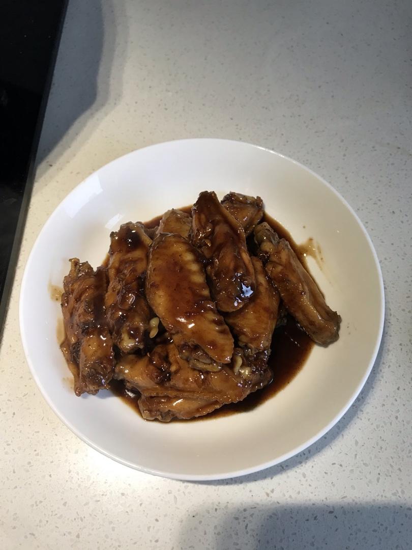 厨师长教你：“可乐鸡翅”的家常做法，味道鲜嫩可口，先收藏起来