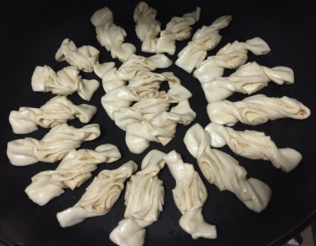 一定要做！—煎卷子【生煎花卷】