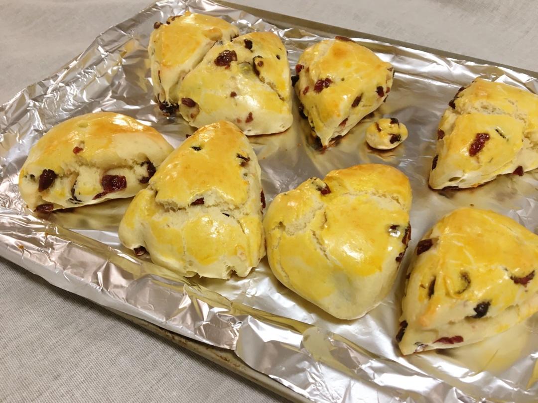蔓越莓司康——轻松烘焙美味英式点心