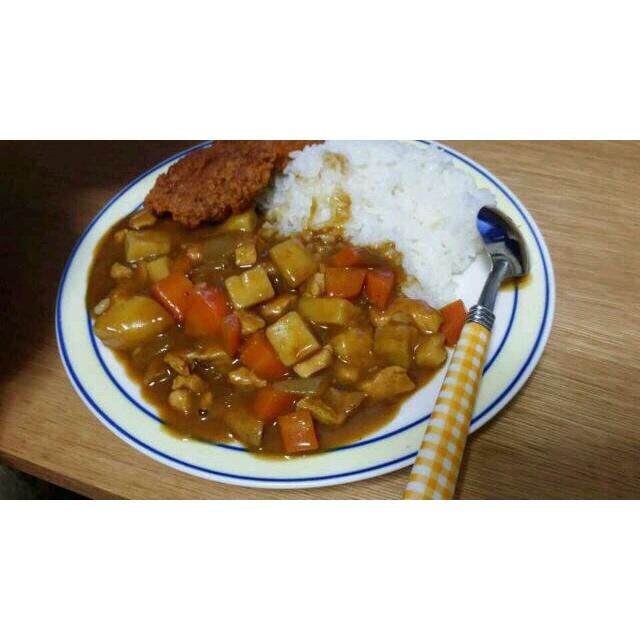 咖喱土豆盖饭