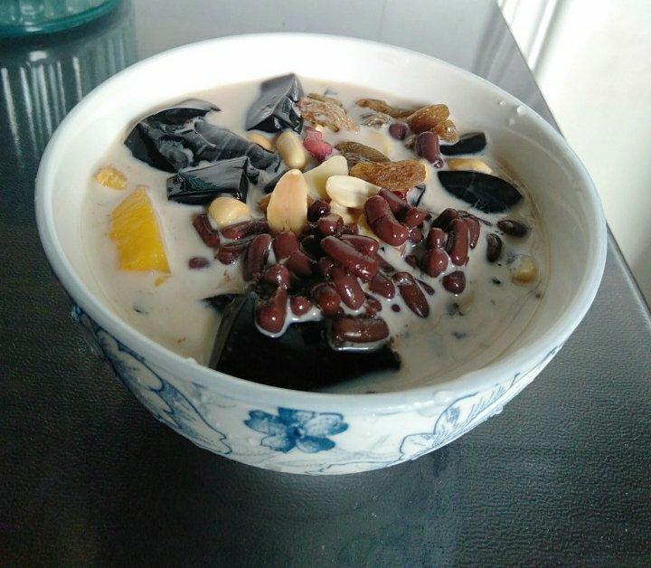 烧仙草 | 黑凉粉 | 龟苓膏