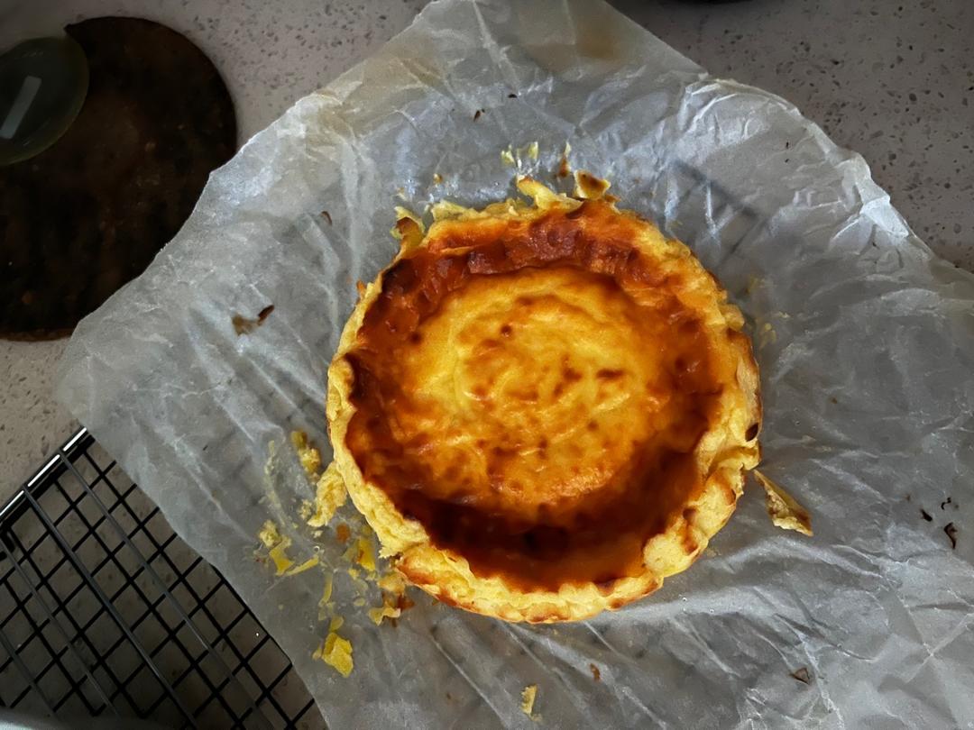 柠檬巴斯克芝士蛋糕    Basque cheesecake