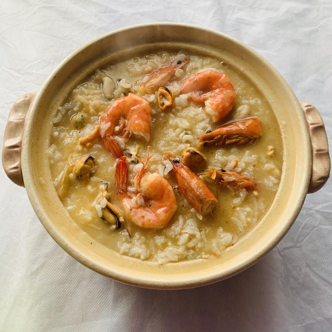 鲜虾砂锅粥