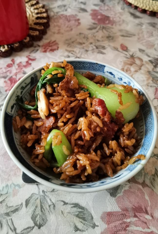 电饭煲煲仔饭