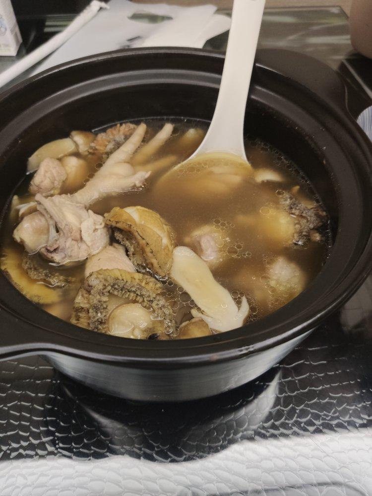 周小胖vs厨房做的养生又明目的鸡汤鲍鱼