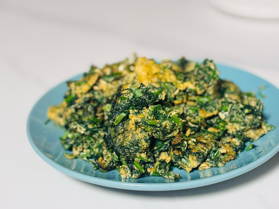 超级好吃的茴香叶炒鸡蛋