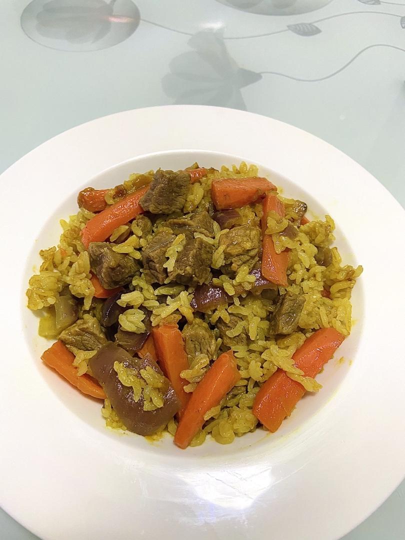喷香一锅出咖喱牛肉抓饭